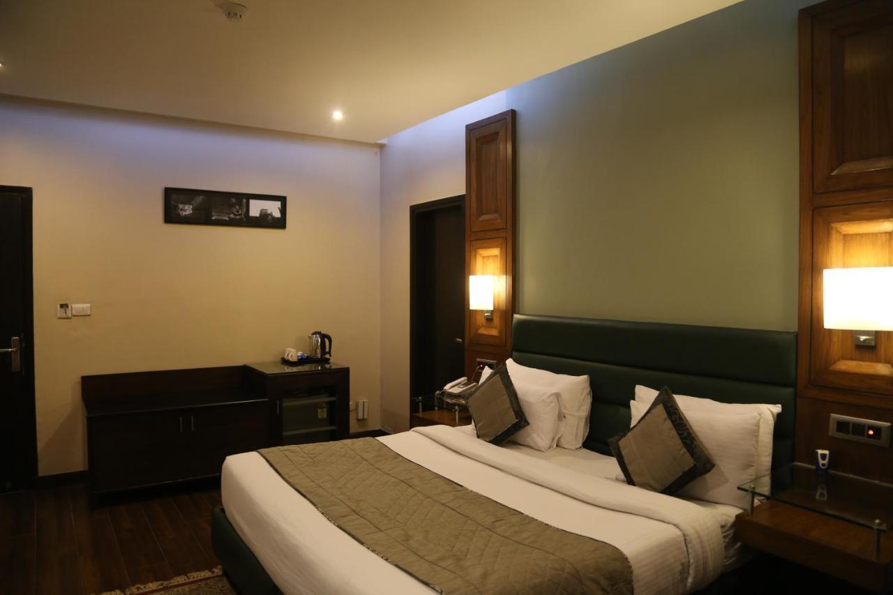 Hotel Deer Parkk New Delhi Eksteriør bilde